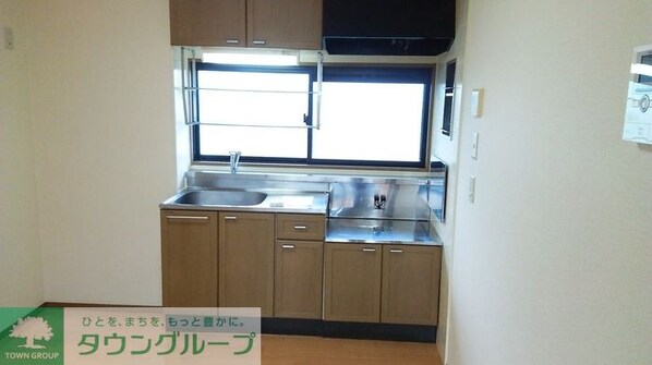 ハイカムール園生2の物件内観写真